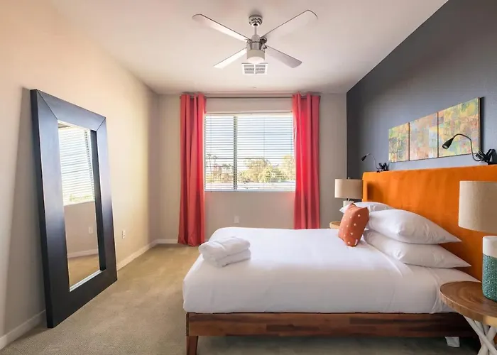 Modern Cozysuites - Paradise Under The Palm Trees! * Phoenix