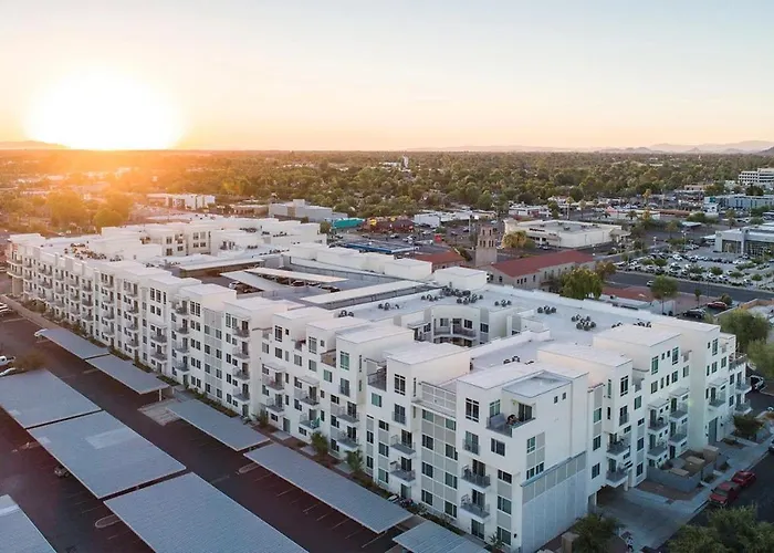 Modern Cozysuites - Paradise Under The Palm Trees! * Phoenix