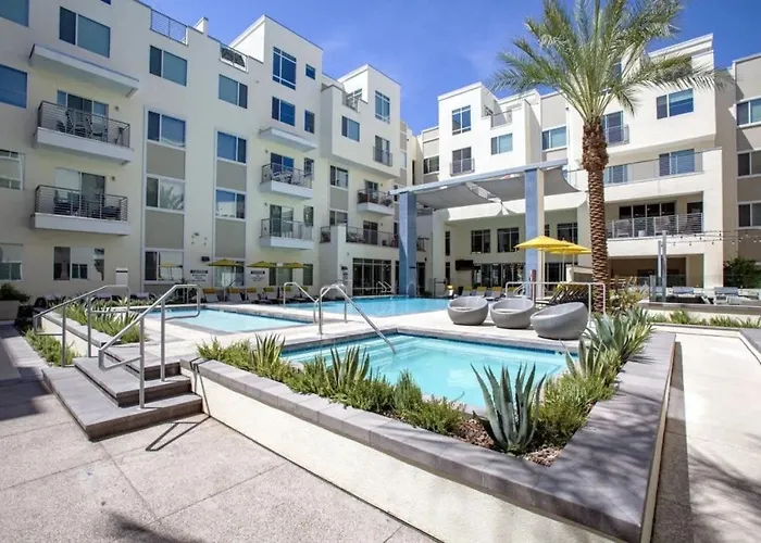 Modern Cozysuites - Paradise Under The Palm Trees! Apartment
