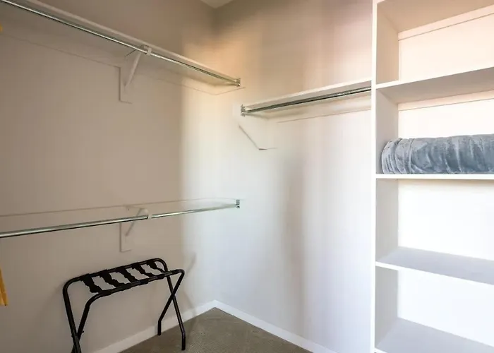 Apartment Modern Cozysuites - Paradise Under The Palm Trees! *